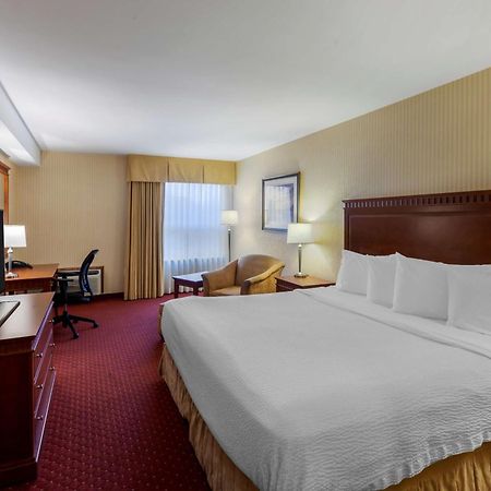 Best Western Plus Otonabee Inn Peterborough Exteriör bild