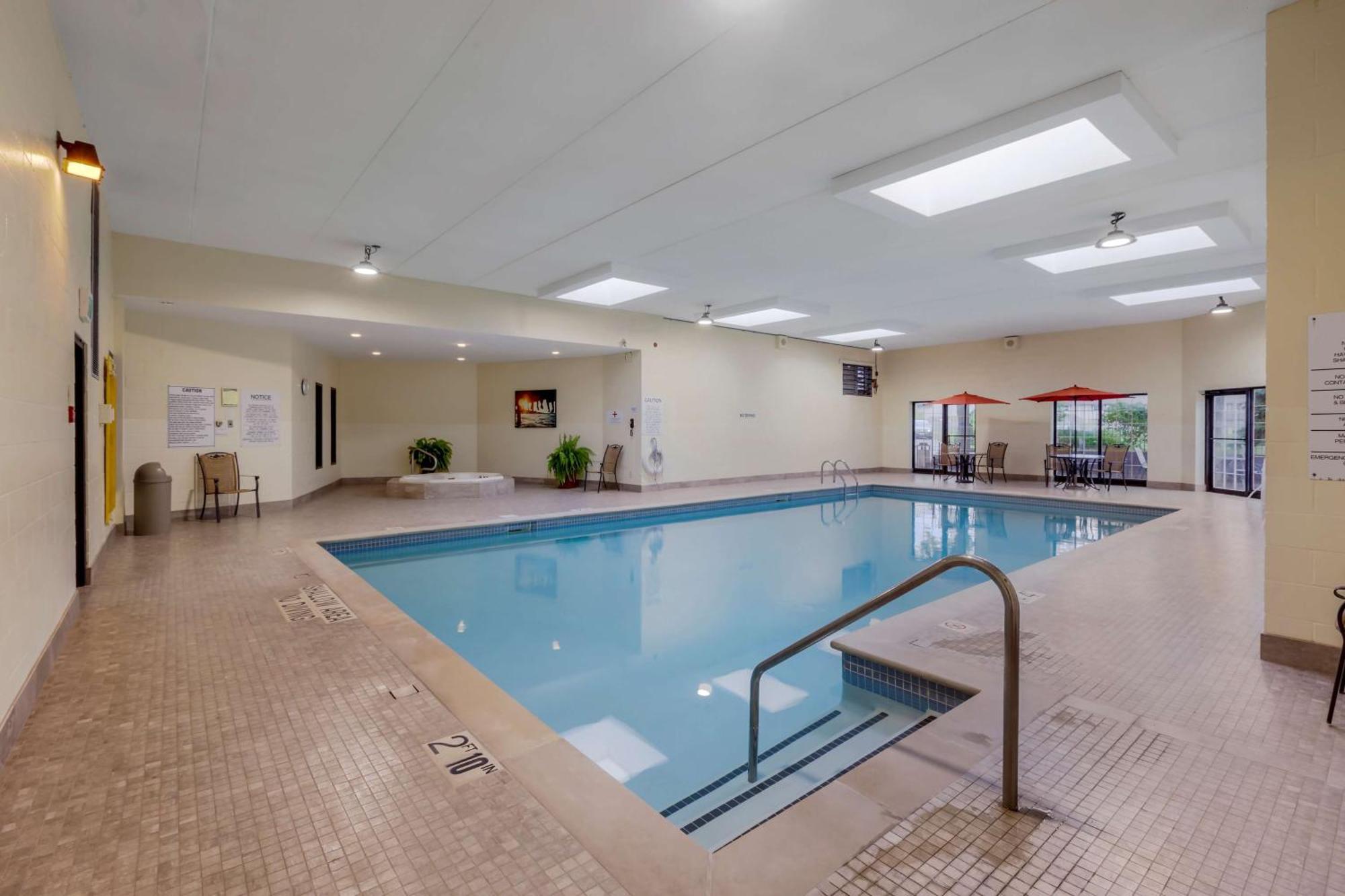 Best Western Plus Otonabee Inn Peterborough Exteriör bild